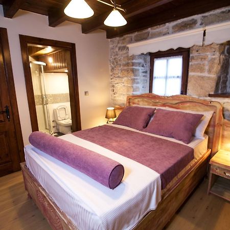 1922 Hotel Yenifoca Eksteriør bilde