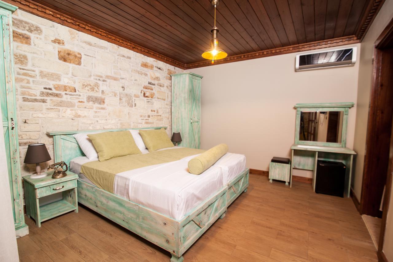 1922 Hotel Yenifoca Eksteriør bilde