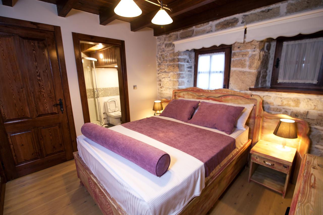 1922 Hotel Yenifoca Eksteriør bilde